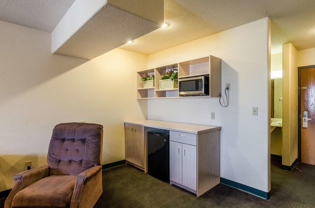 Travelodge By Wyndham Chadron Buitenkant foto