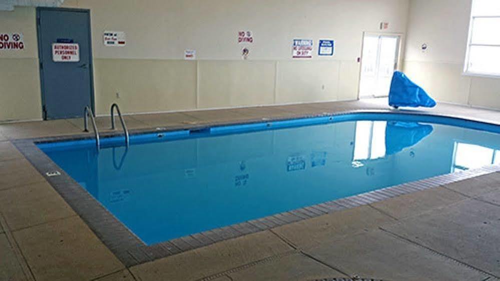 Travelodge By Wyndham Chadron Buitenkant foto