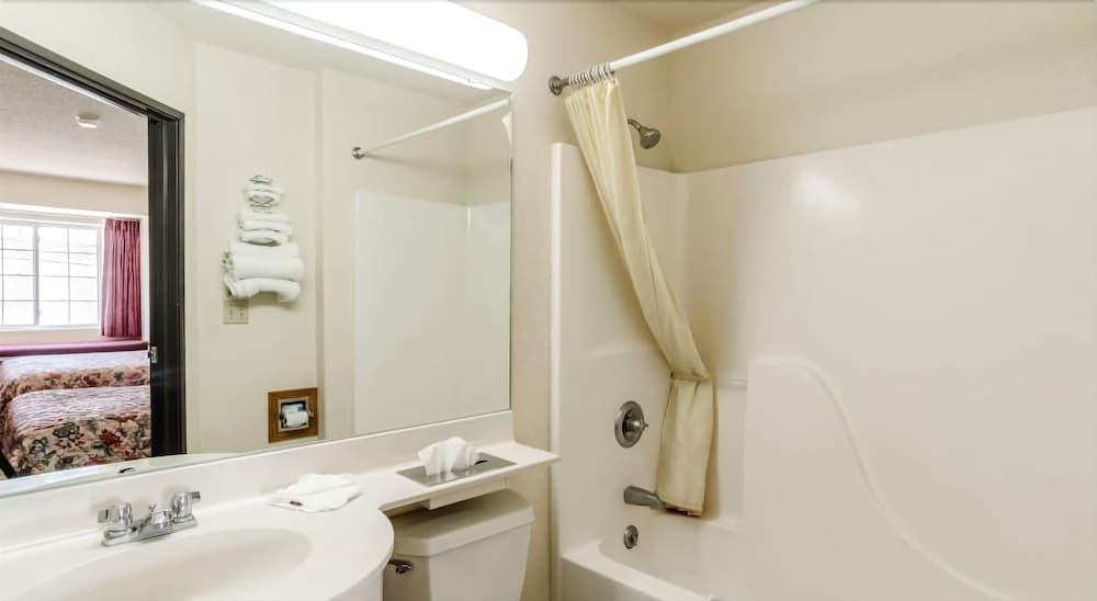 Travelodge By Wyndham Chadron Buitenkant foto